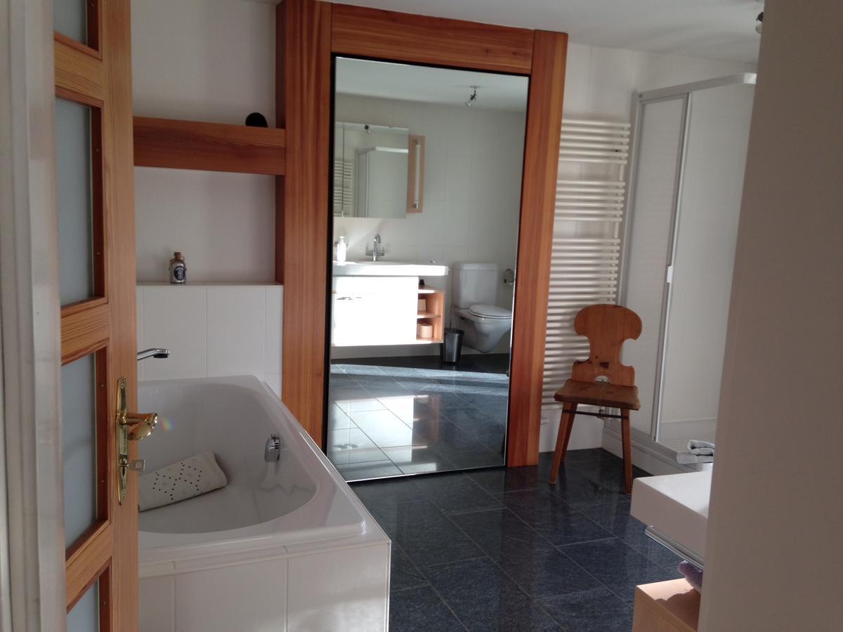 Bnb Chantevent Sierre Esterno foto
