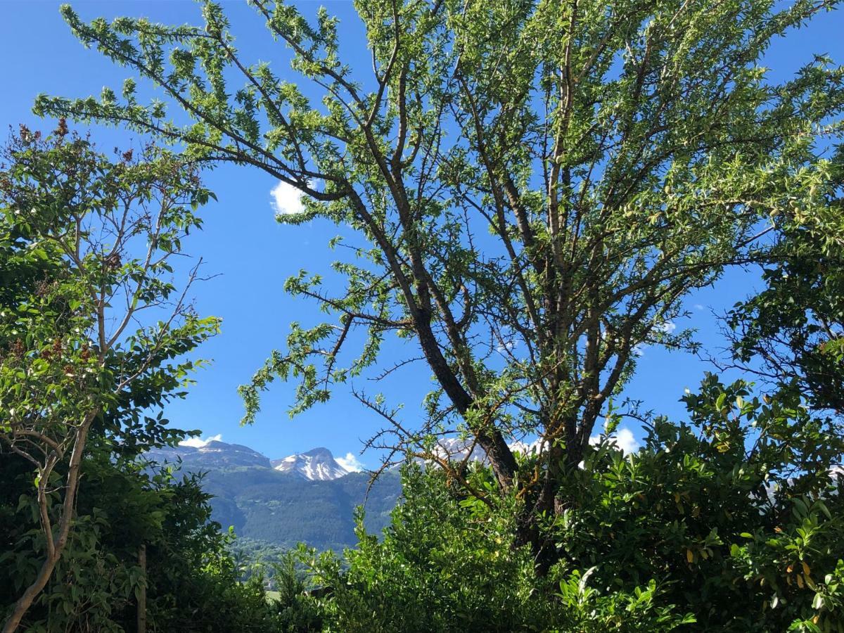 Bnb Chantevent Sierre Esterno foto